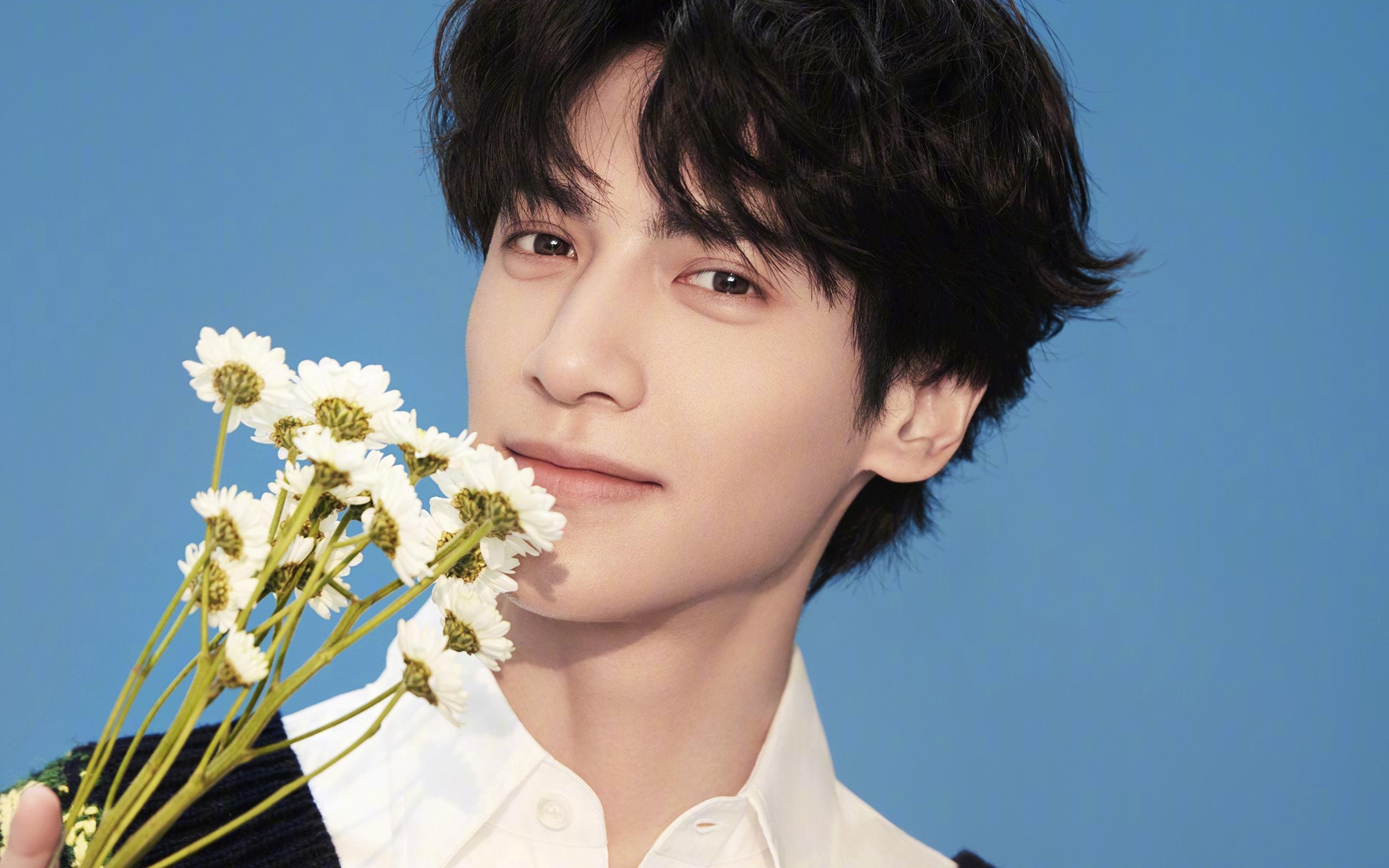 征服红土，君临硬地，西西帕斯的两极封神之路