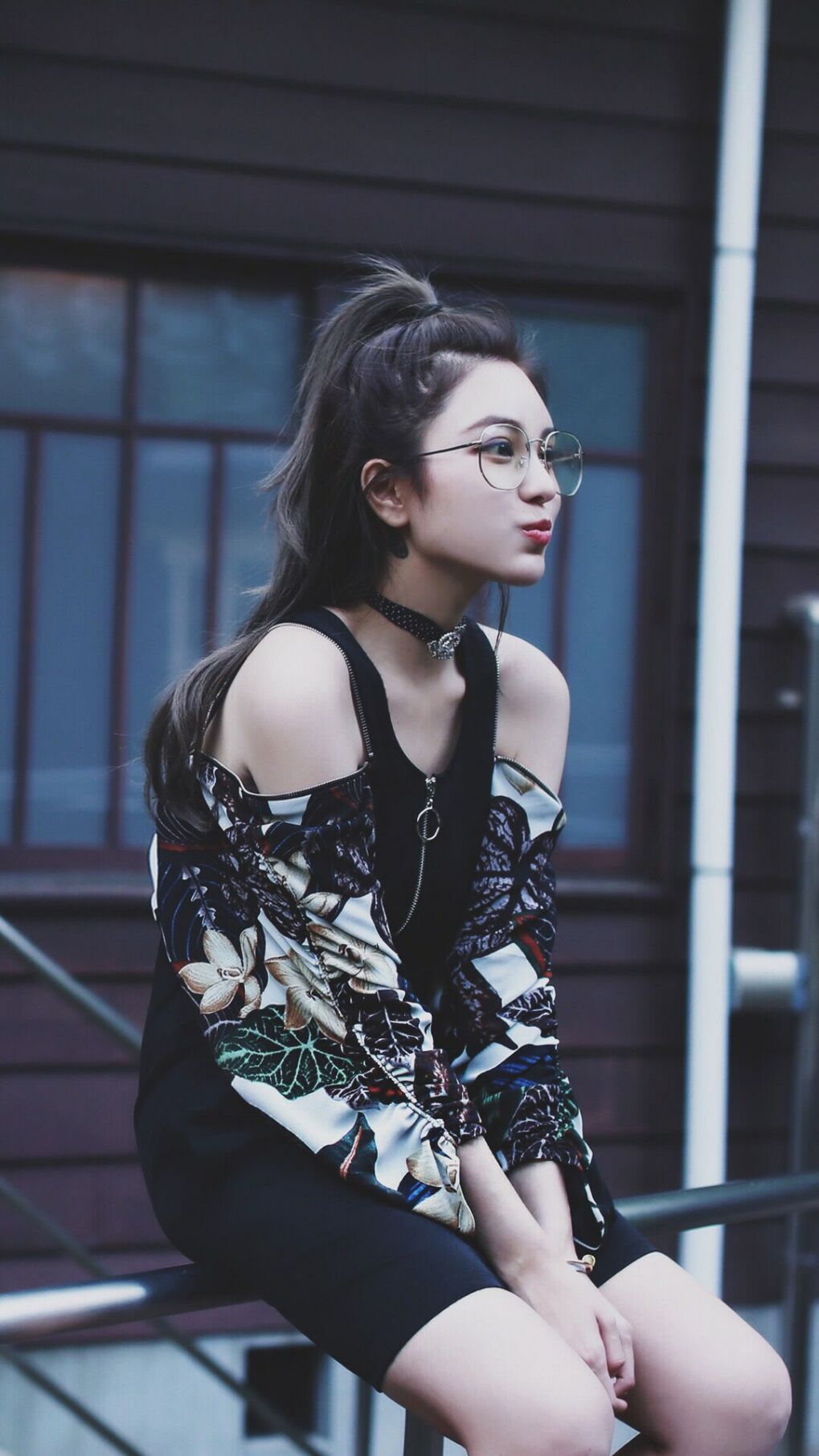 东瀛利刃刺穿战车，国乒重炮轰开纪录，东亚体育的双重高光