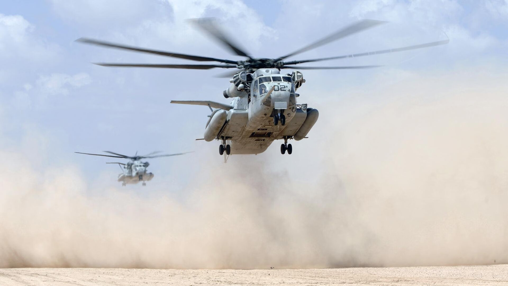 极限之夜的共鸣，布伦森的40分与维斯塔潘的杆位